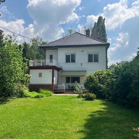 Honved Apartmanhaz Балатонлеле Екстериор снимка